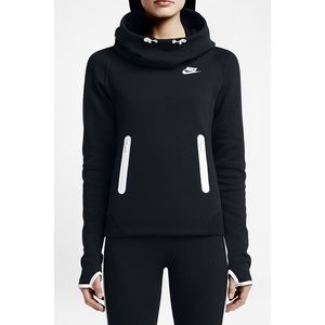 Black women's nike tech fleece hoodie