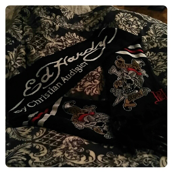 ED hardy scarf