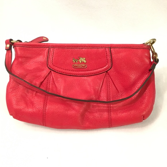 Coach Handbags - Coach Wristlet