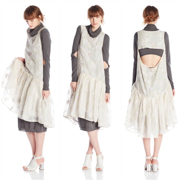 ALI ROSE 'Mildred' Nursing Gown - Picture 2 of 4