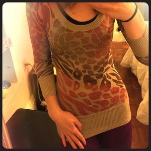 XS Express 3/4 length sleeve animal print shirt