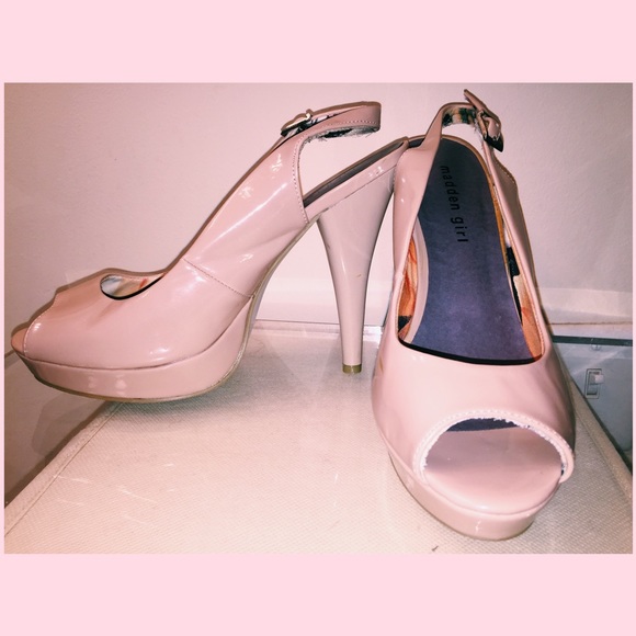 Madden Girl 5" Heels! Size 8.5