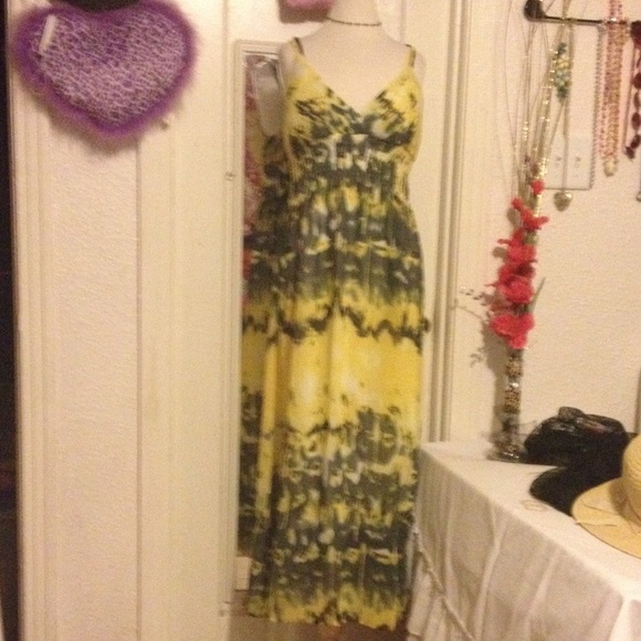 She's Cool Yellow Maxi Dress