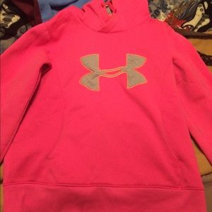 Medium under armour hoodie