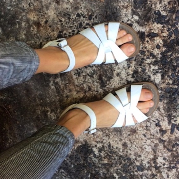 salt water sandals womens