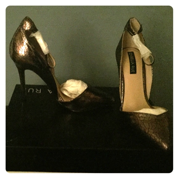Isabella Rue Pewter Heels