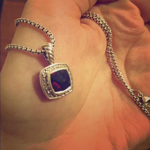David Yurman petite albion garnet necklace