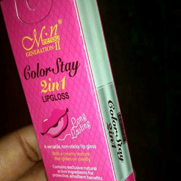 Transfer/Water proof Lippie - Picture 3 of 3