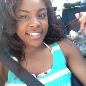 Meet your Posher, Vanessa