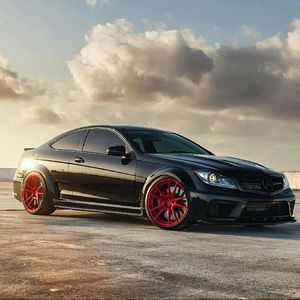 Meet your Posher, Mikail