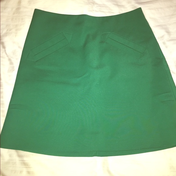 Green skirt by Zara