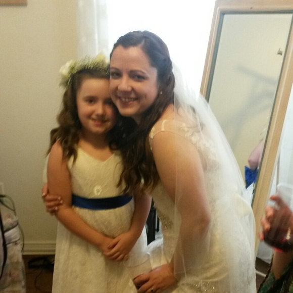 Meet your Posher, Julianne - Picture 1 of 1