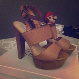 Dezzzy Leather Tan Sandal