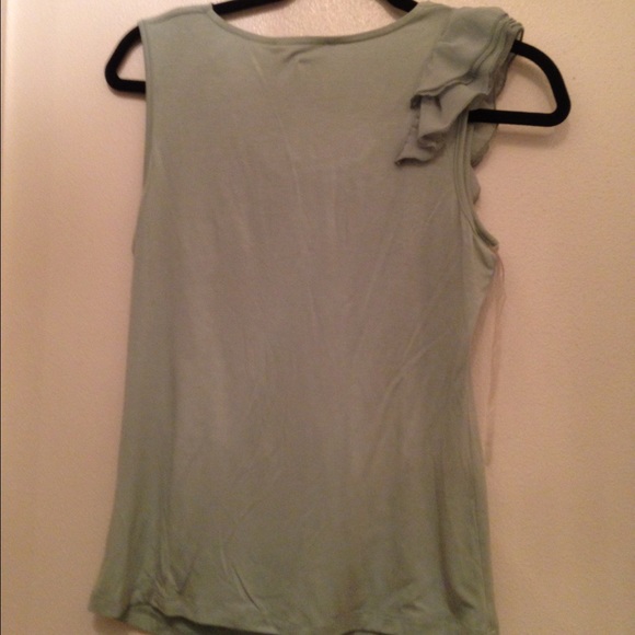 Cable & Gauge Ruffled Tank! - Picture 2 of 2