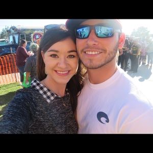 Meet your Posher, Hollye