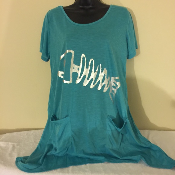 Teal high-low top. - Picture 3 of 4