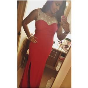 Meet your Posher, Ariana