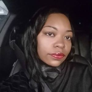 Meet your Posher, Ebonie