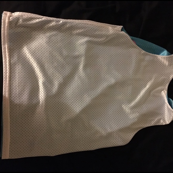 Jersey - Picture 3 of 3