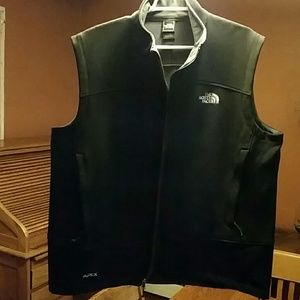 Men's North Face Vest