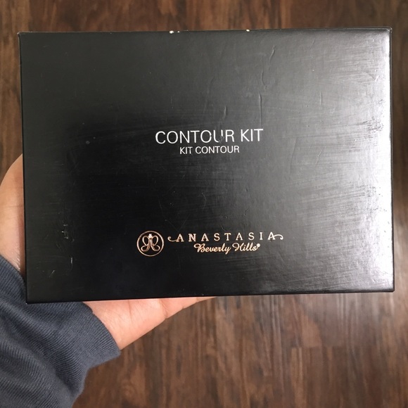 Anastasia Beverly Hills Contour Kit