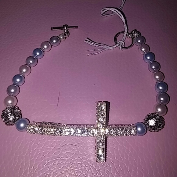 Side cross bracelet