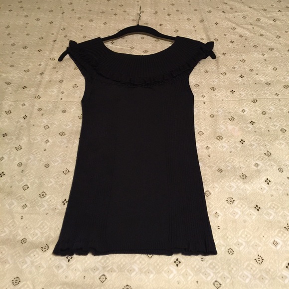 Versatile top - Picture 2 of 2