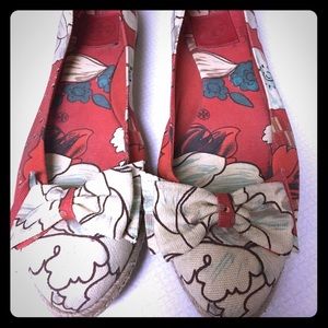 tory burch tasmin canvas floral bow espadrilles