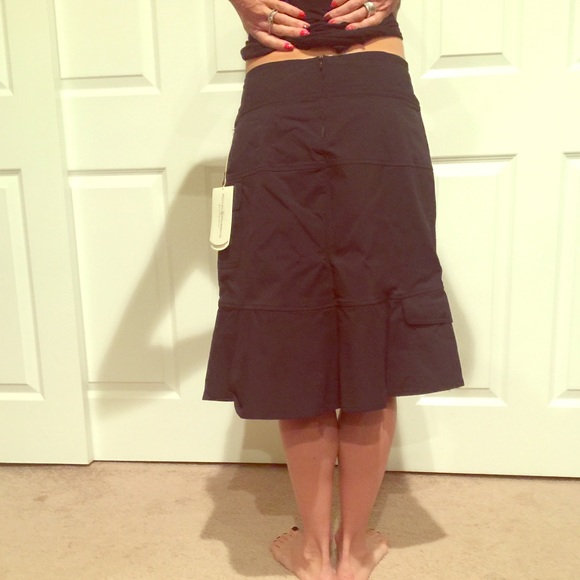 Black Royal Robbins skirt