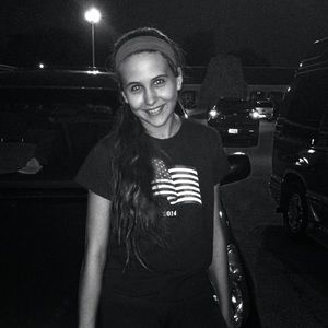 Meet your Posher, Liz