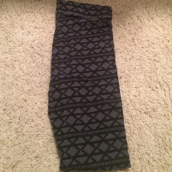 Victoria's Secret pink leggings