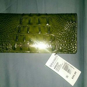 Brahmin Wallet