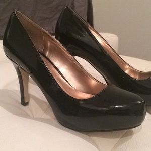 Madden Girl Black Patent Pumps