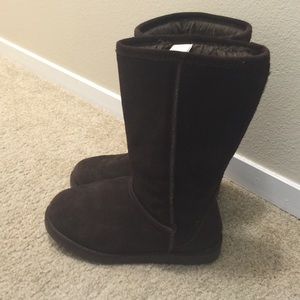 Xhilaration Faux Sheepskin Boots