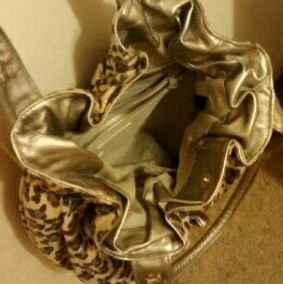 Purse - Picture 2 of 4