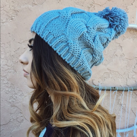 Grey Knit Beanie/ ggirevscloset