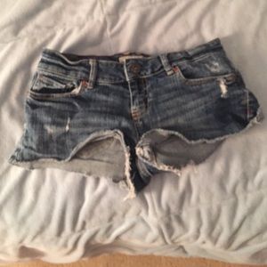 These are Aeropostale shorts :)