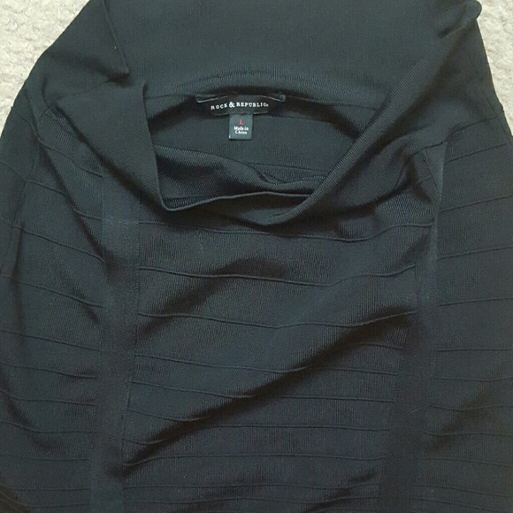 Skirt - Picture 3 of 3