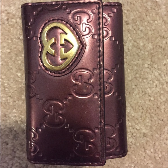 Authentic Gucci 6 key holder