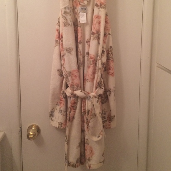 Gorgeous rose robe