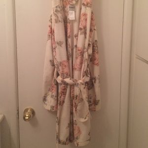 Gorgeous rose robe
