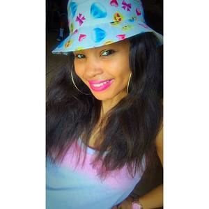 Meet your Posher, Daphne