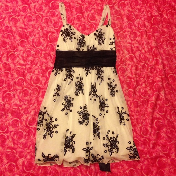 Black and white dress