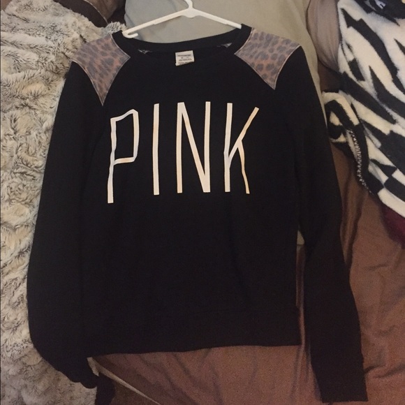 Cheetah shoulders pink sweater