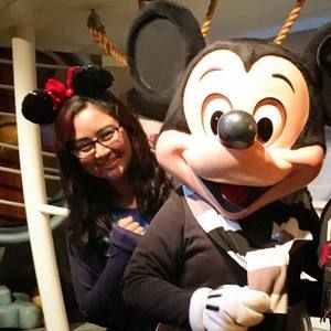 Meet your Posher, Nelly