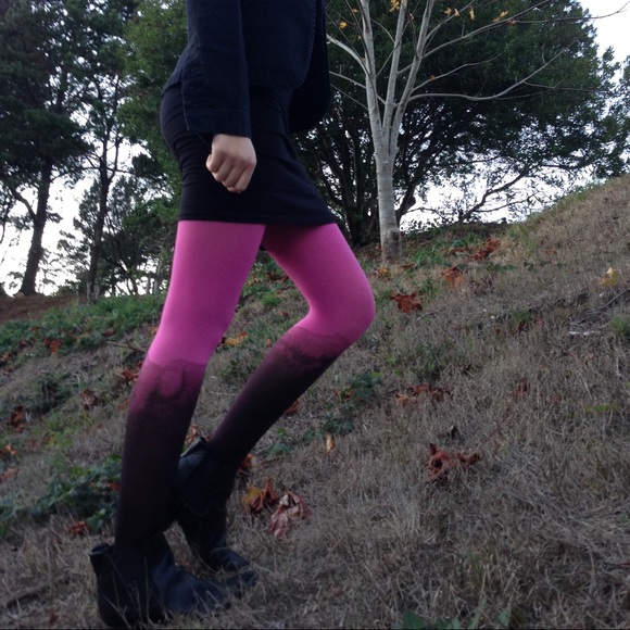 EveSkywalker Black & Fuchsia Hand Dyed Tights💖 - Picture 3 of 4