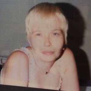 Meet your Posher, Ella