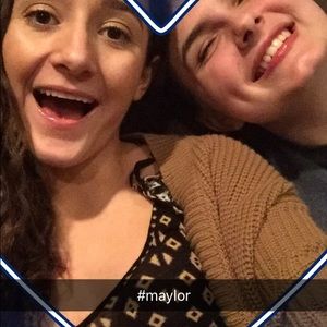 Meet your Posher, Taylor