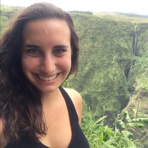 Meet your Posher, Alycia