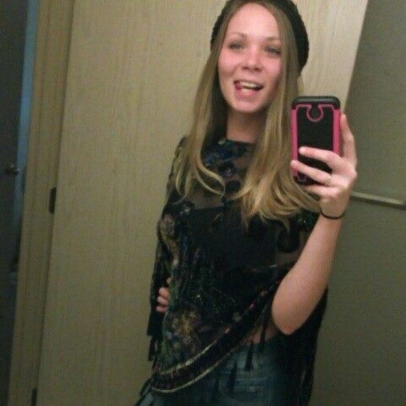 Meet your Posher, Taylor